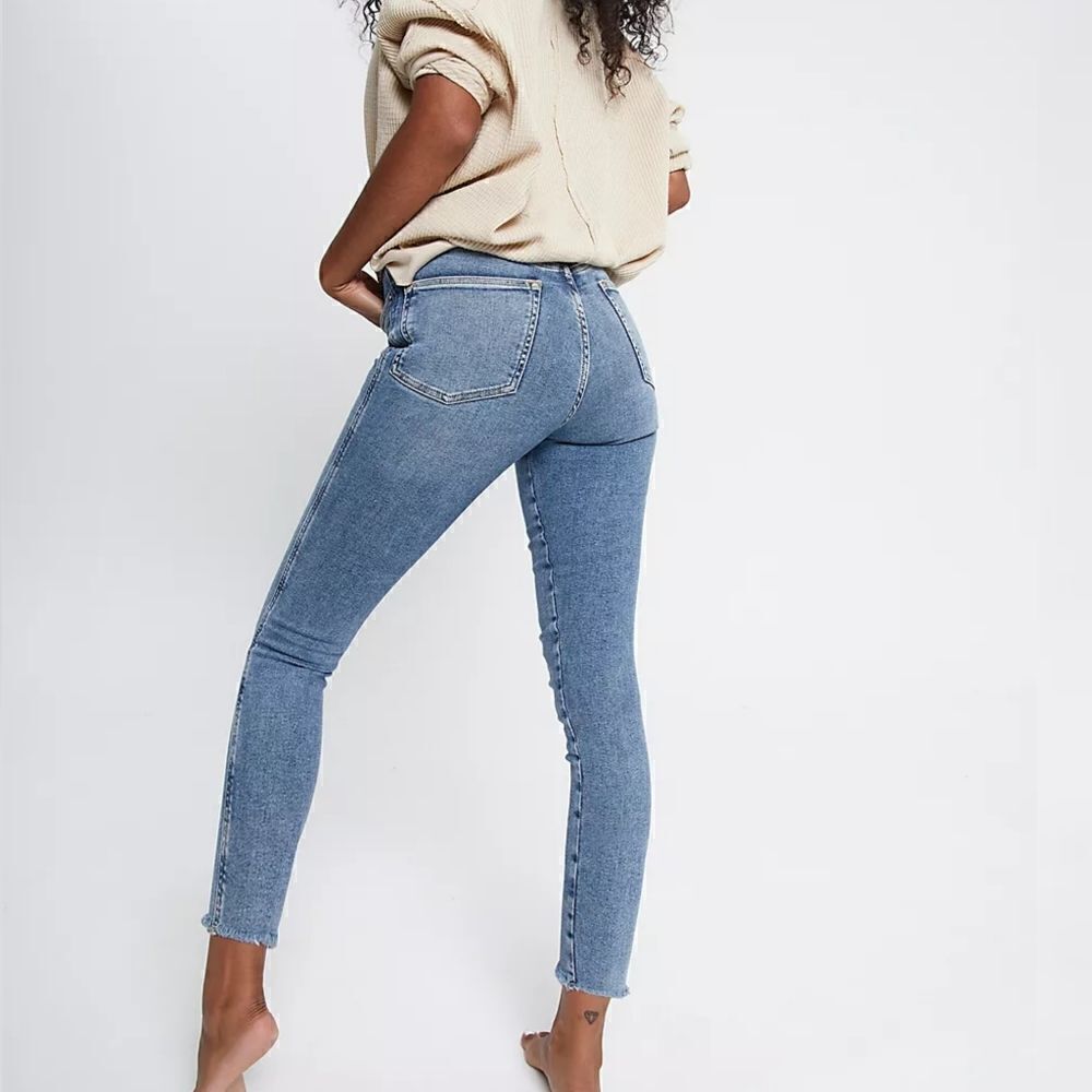 FREE PEOPLE Women's Size 24, 26 Raw High-Rise‎ Jegging Jeans - Sierra